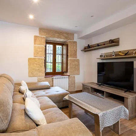 Miramar Kanala Ferienhaus *